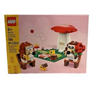 NEW LEGO Iconic Hedgehog Picnic Date 40711